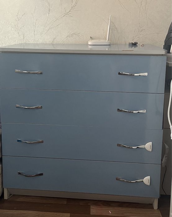 Продам     комод