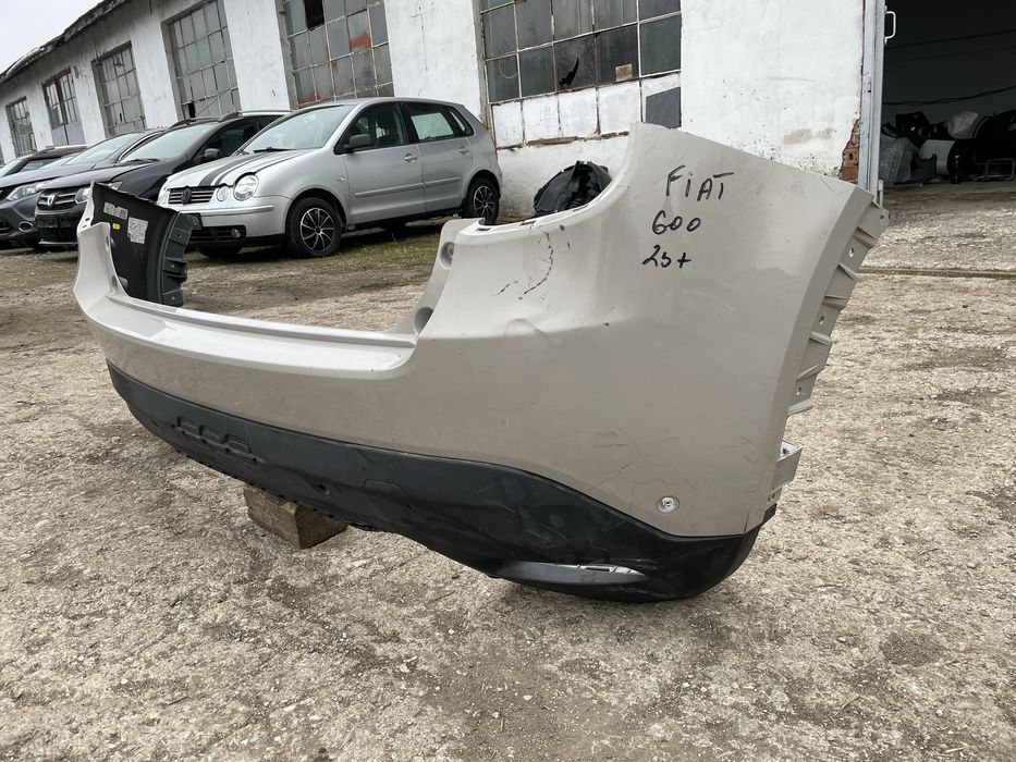 Задна броня да Fiat 600 Фиат 600  2024г-