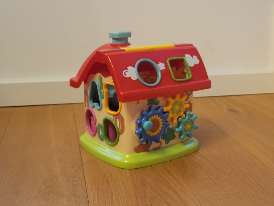 Jucarie bebelusi Minibo - Casuta cu activitati