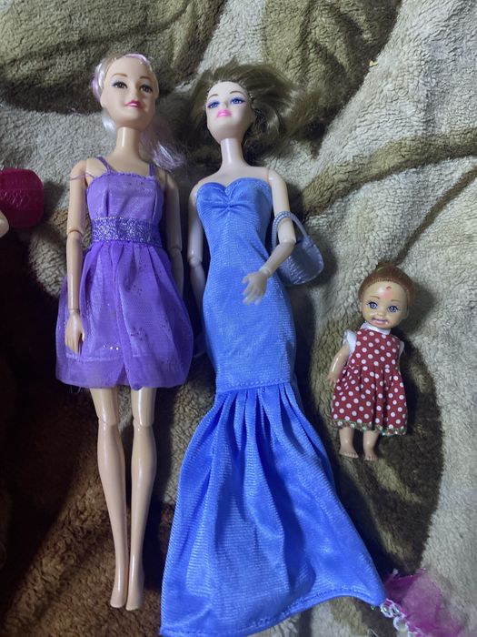 Продам куклы барби