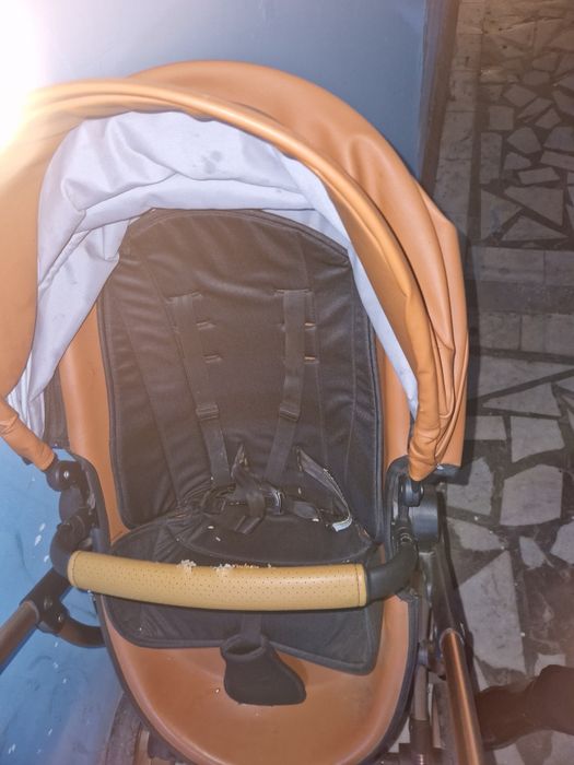 Продам детскую коляску