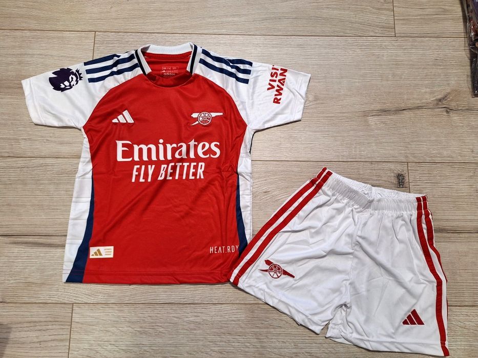 Разпродажба!!!Детски футболни екипи!