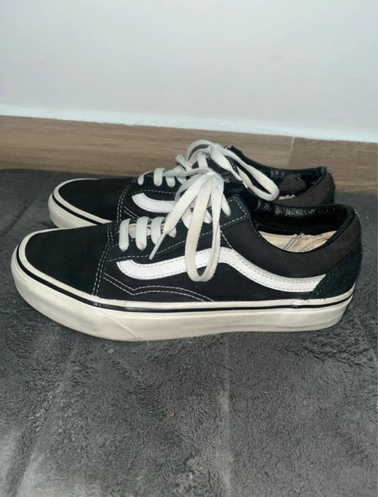 Adidasi Vans 38