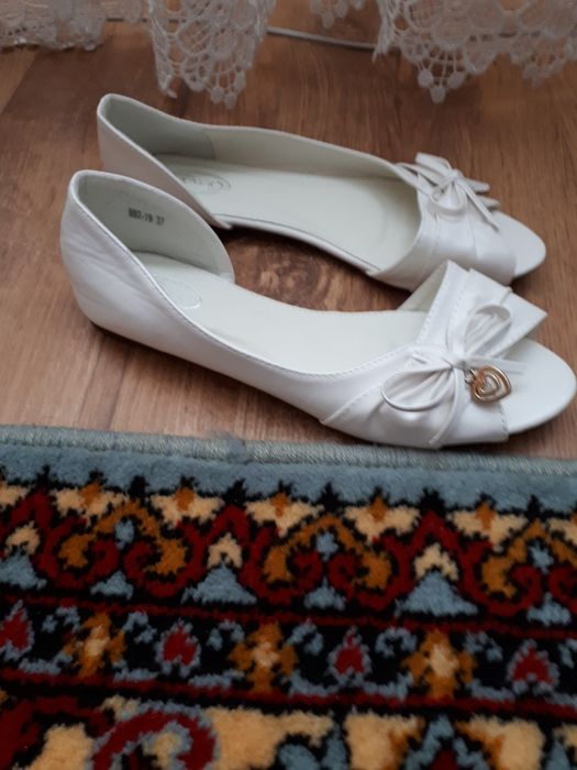 Продам новые балетки