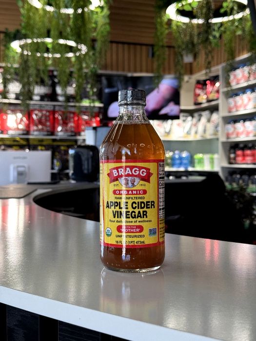 BRAGG organic apple Cider Vinegar. 473 ml. уксус яблочный.