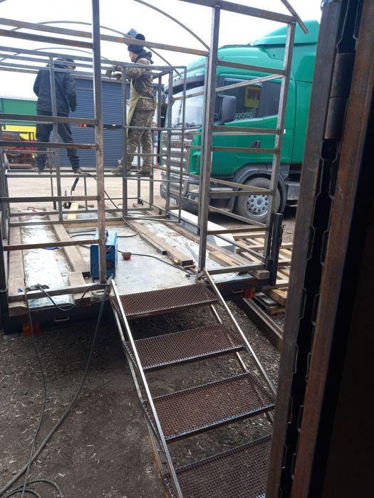 Пчелоприцеп, фургончик