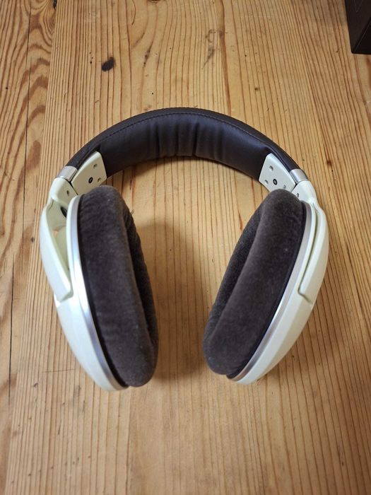 Casti Sennheiser HD 599