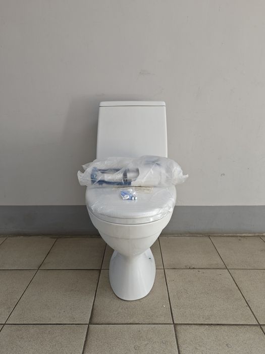 Унитаз НОВЫЙ унитаз