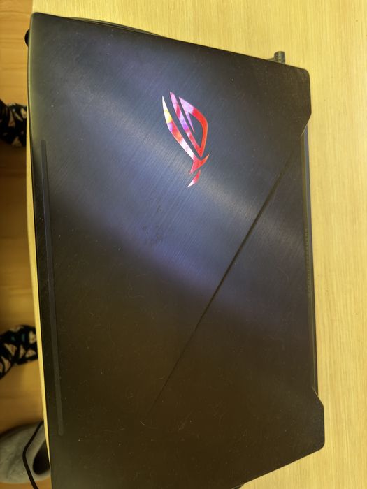 Vand laptop Asus  ROG