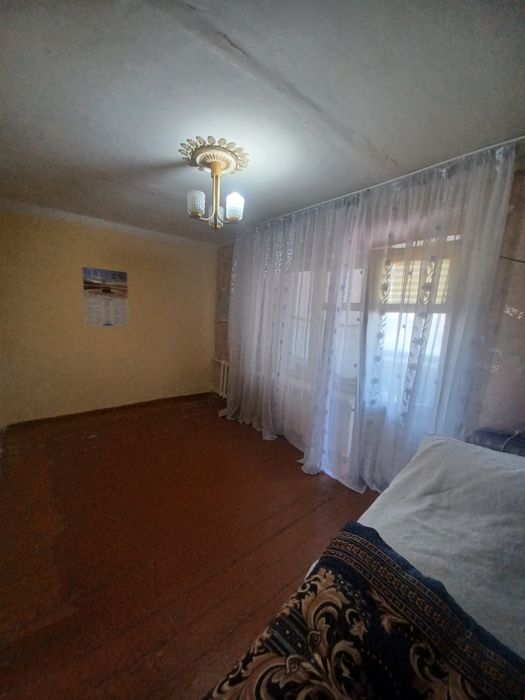 Porno: Ikki kishi qaynonani sikishmoqda