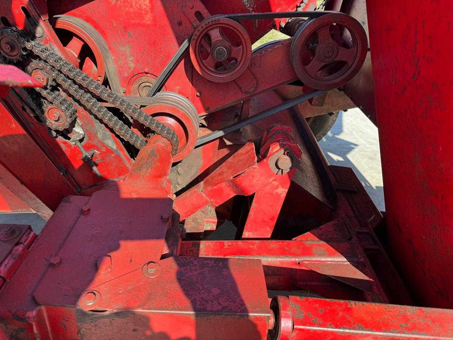 ZMAJ 222 S culegătoare de porumb