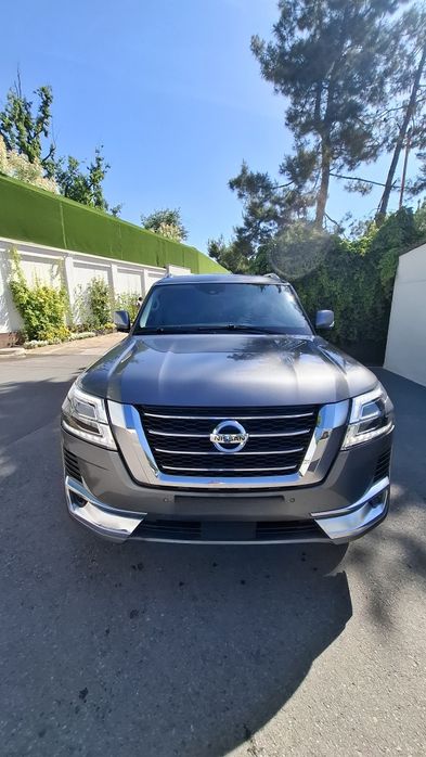 Nissan patrol sotiladi