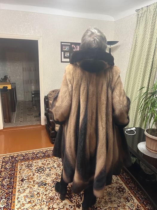 Продам шубу норковую