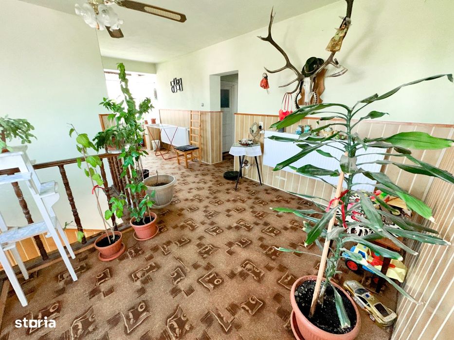 Casă spațioasă de vânzare – Strada Prefect Vasile Moldovan