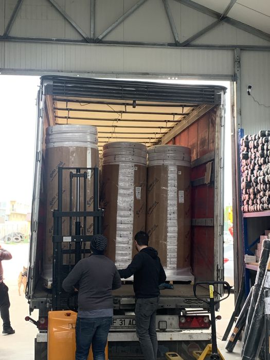 Fixare aparate aer conditionat-suporti/dibluri cu surub cap hex,benzi.