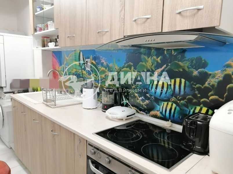 Продава се Тристаен апартамент в Пловдив, Кършияка - 100 кв.м за 1550 €/кв.м - Снимка #3