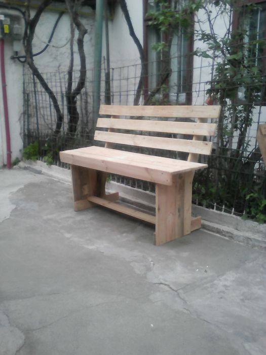 Băncuță pt Curte Grădină