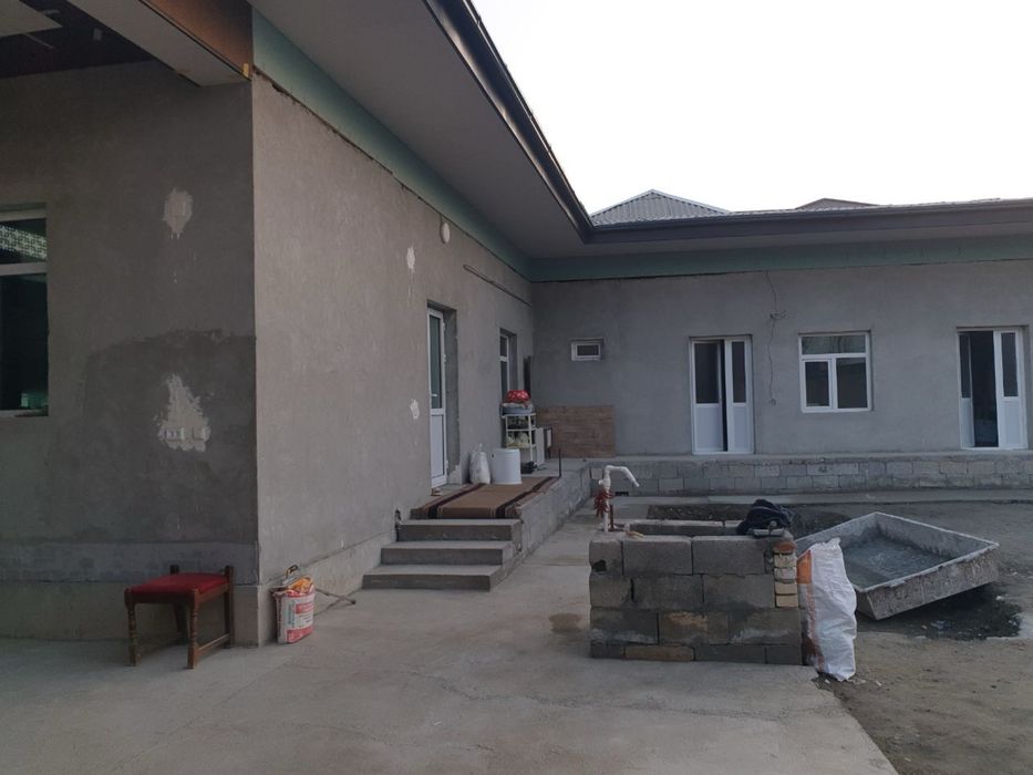 Zudlik bilan xovli uy sotiladi