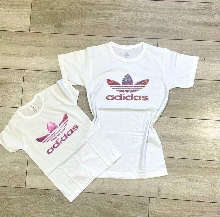 Haine dama nike, Prága,Puma ,Adidas ,Levi'S