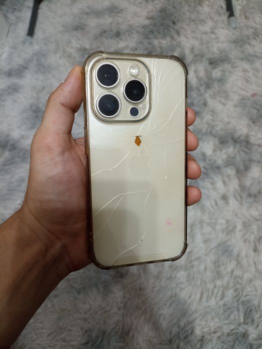 Продам iPhone 15PRO