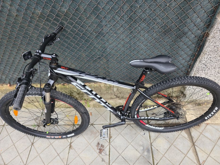 Scott scale 29 цола М размер Алуминиев велосипед 3x10 скорости  Deore Sr Suntour XCR