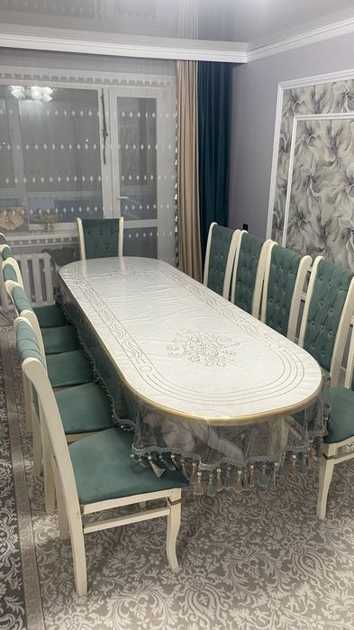 Продам Стол со стульями