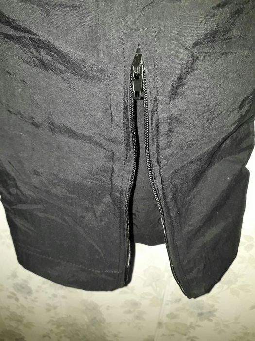 Pantaloni de faş.