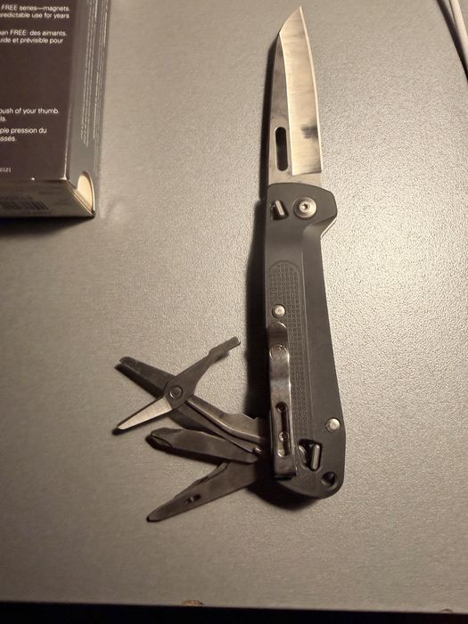 Leatherman free k4