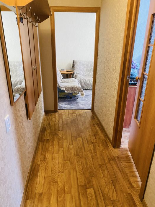 Квартира 2х МАРТ. ЦУМ, Макдональдс.