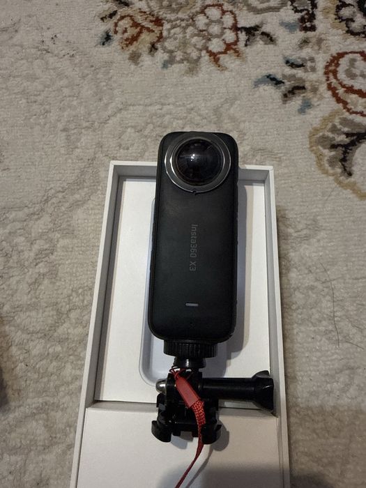 Insta 360 x3 (камера 360)