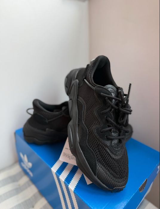 Adidas Originals Ozweego negri marimea 36 2/3 noi originali