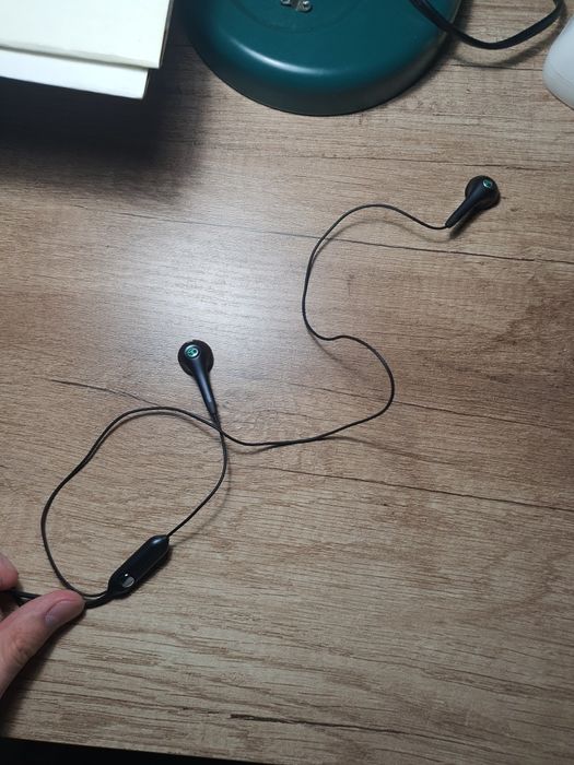 Наушники Sony Erickson