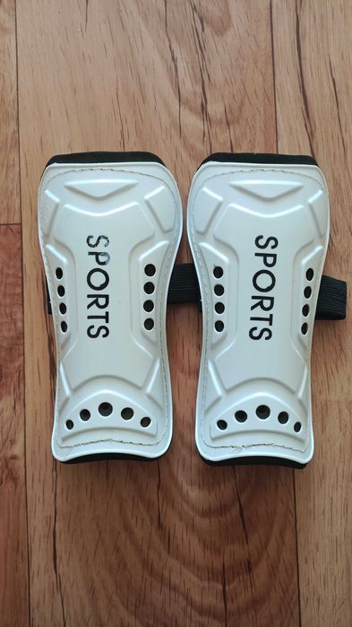 Продам наколенники для футбола