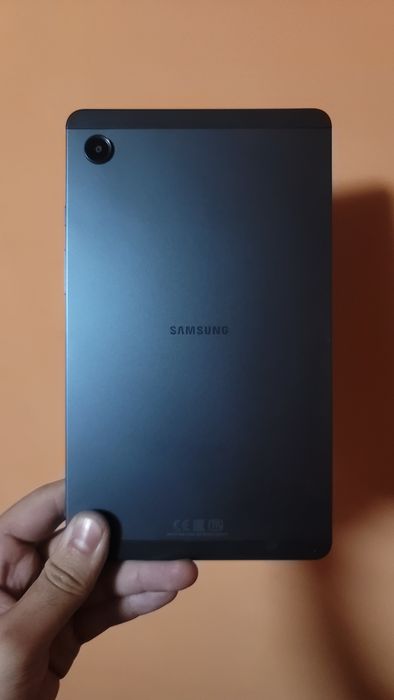 Planshet sotiladi!!!