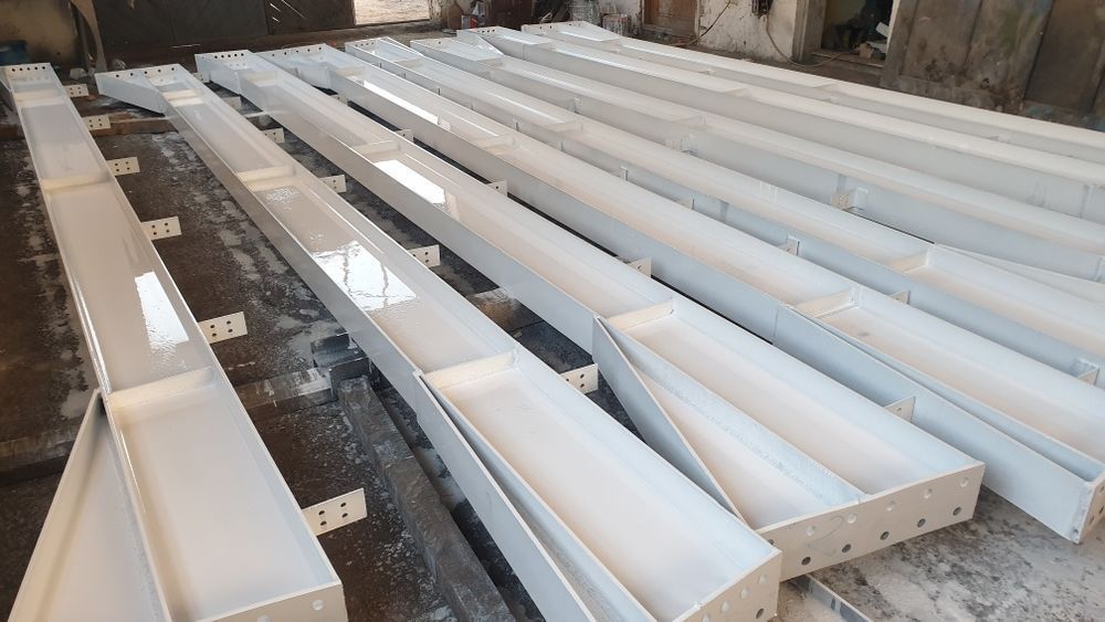 Reduceri mari la hale metalice