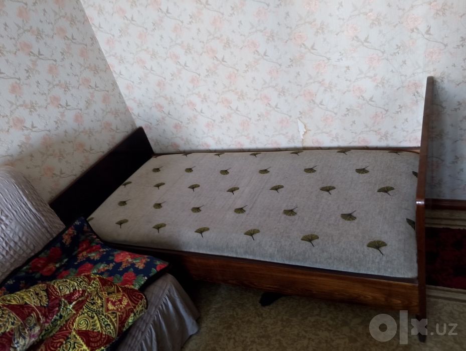 Продается Кровать состояние отличное