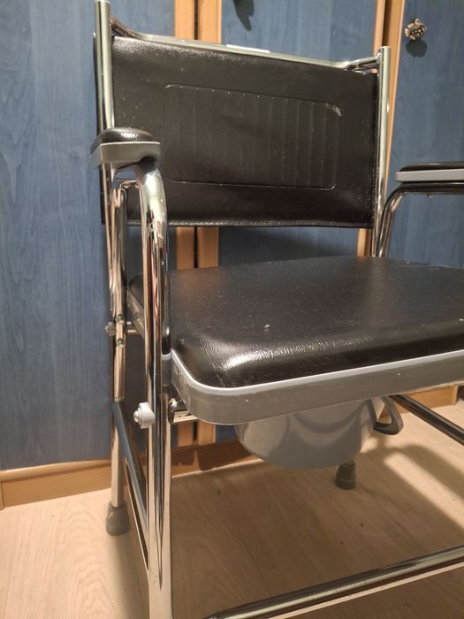 Scaun cu spate wc pentru camera