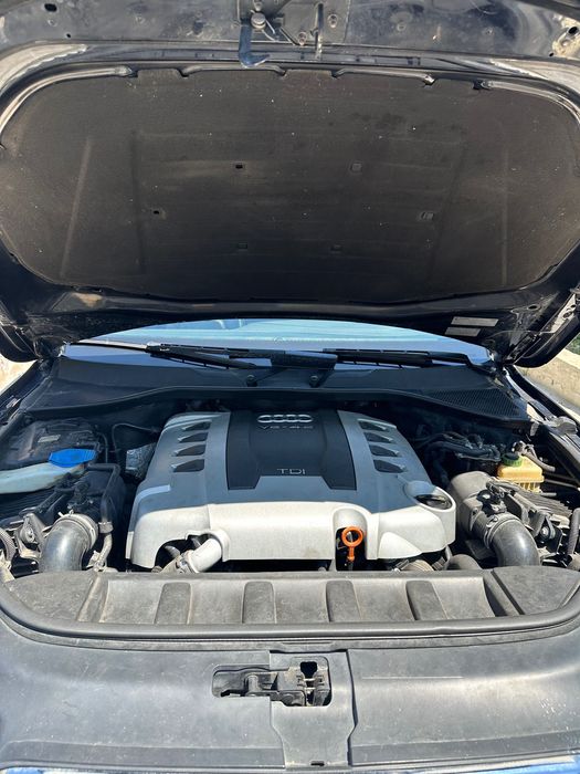 Продава се Ауди Ю7