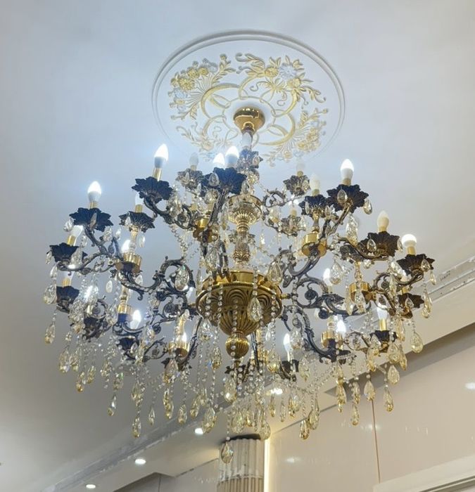 Продается люстра