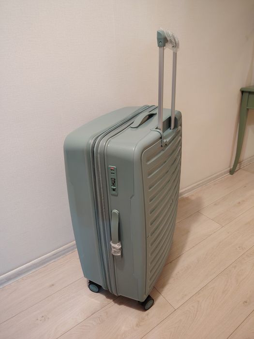 Чемодан размер L