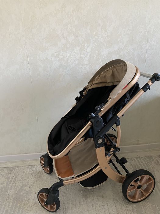 Продам коляску от фирмы Teknum