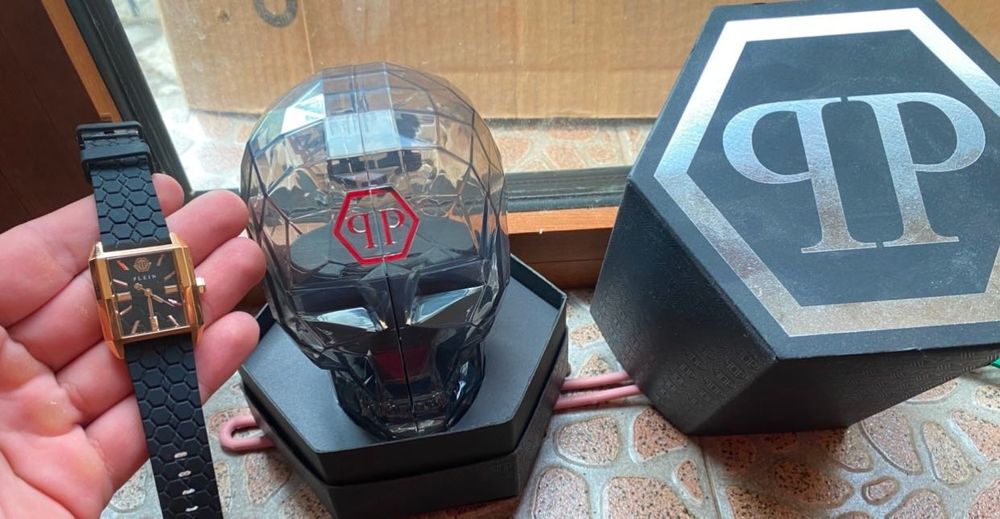 Philipp Plein OFFSHORE SQUARE часовник