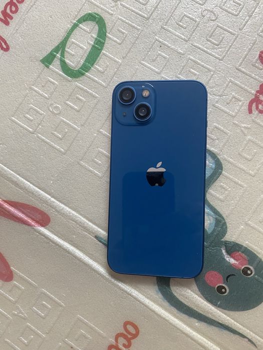 Продам айфон 13 256 гб