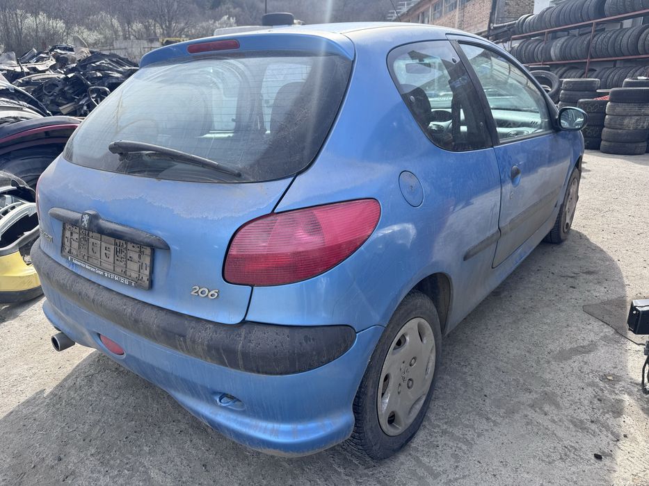 Пежо 206 1.4и 75кс 2002г На Части