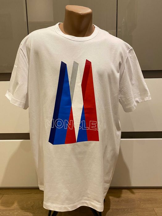 MONCLER, ОРИГИНАЛНА бяла памучна тениска, размер: XL