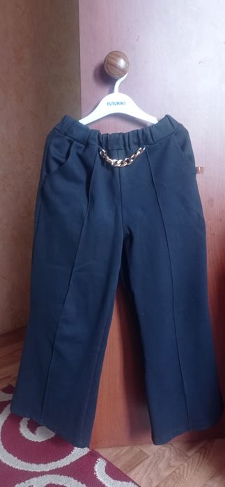 Распродажа школьной одежды и обуви