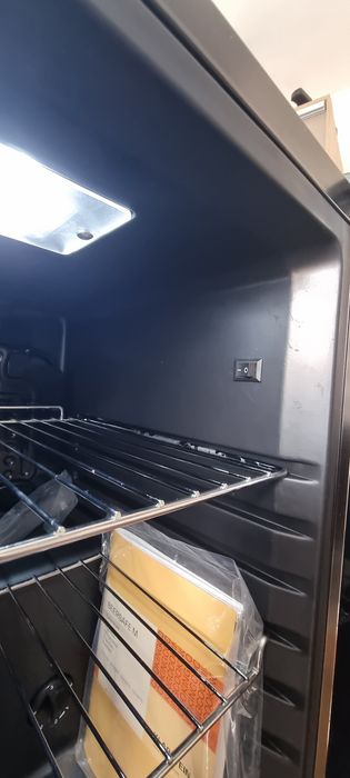 Хладилна витрина Klarstein 33L