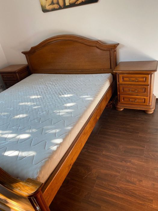 Vând Mobilă dormitor