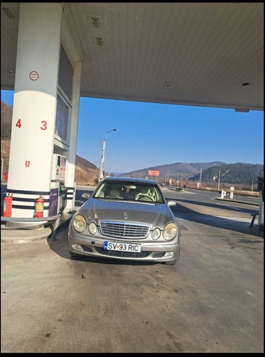 MERCEDES-BENZ E-Class 2004