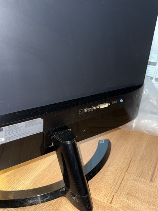 Монитор LG в отличном состоянии